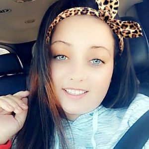 Meet your Posher, Joyce